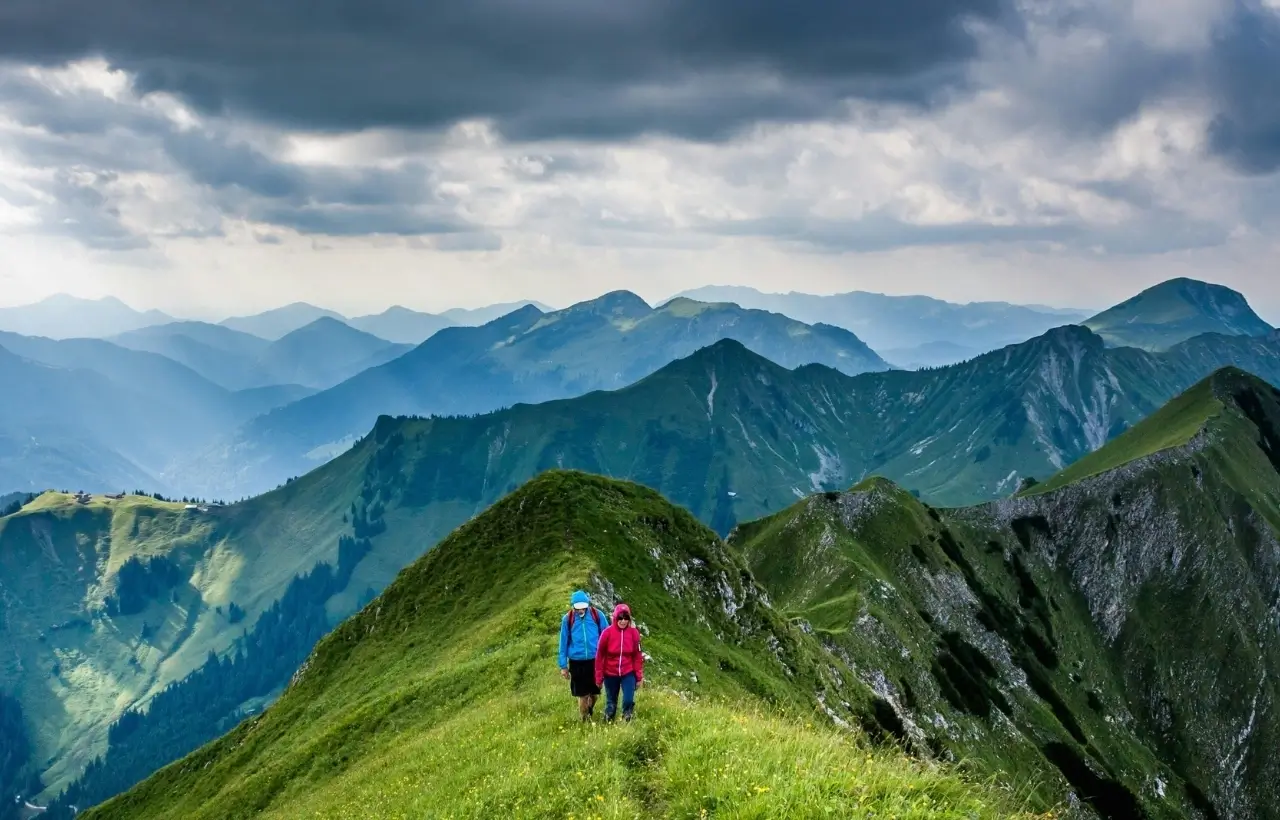 HikinginPokhra4