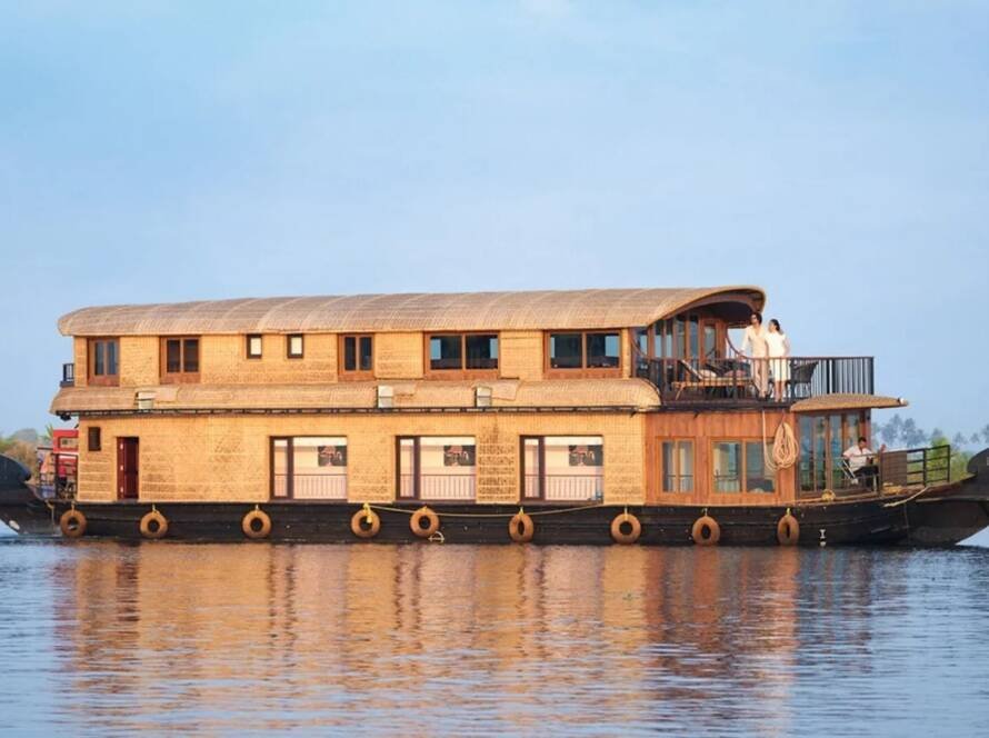 Kerala Houseboat Tour